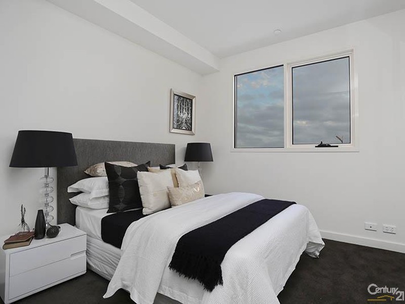 506/17 Robbs Parade, Northcote VIC 3070