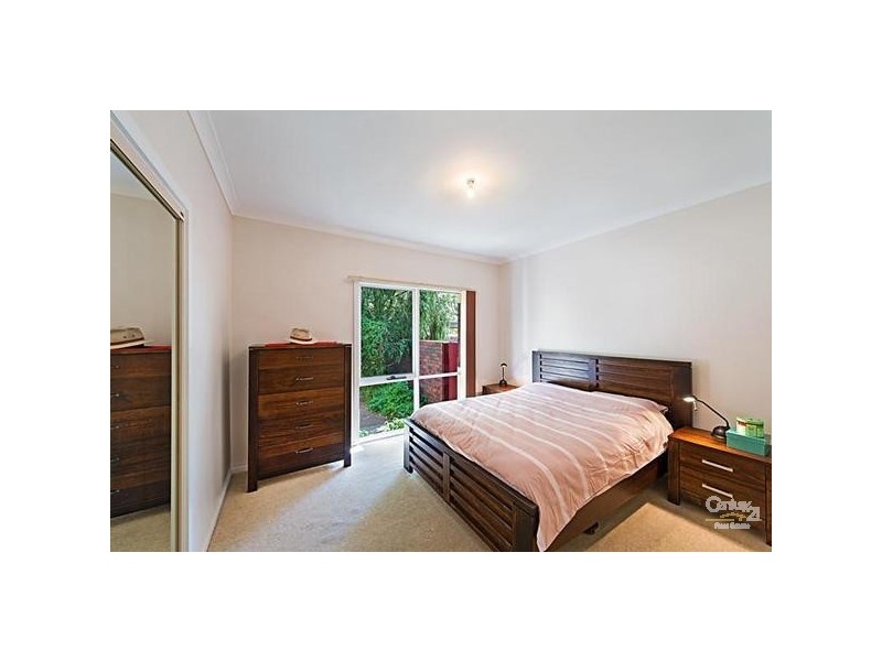 1/5 Rathmines Street, Fairfield VIC 3078