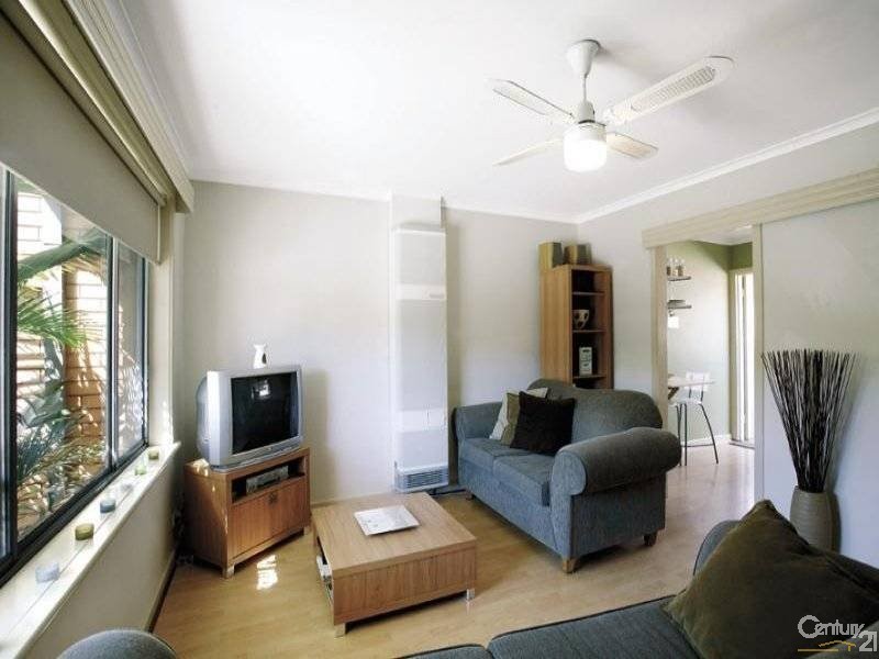 2/73 Darebin Road, Thornbury VIC 3071