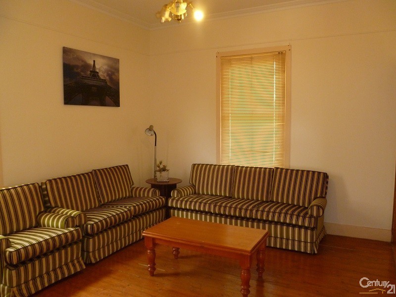 13 Stawell Street, Coburg VIC 3058