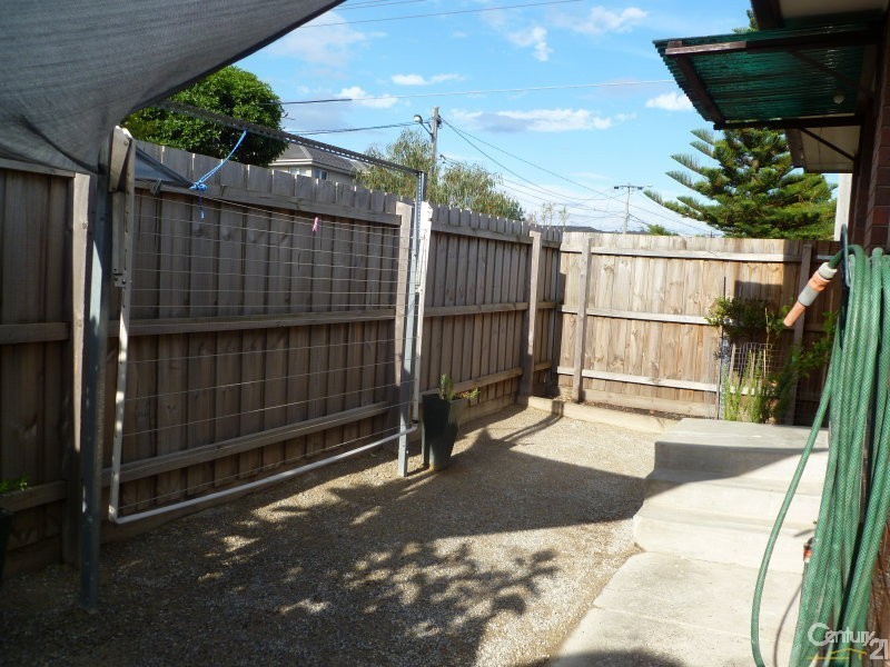 13/184 Normanby Avenue, Thornbury VIC 3071