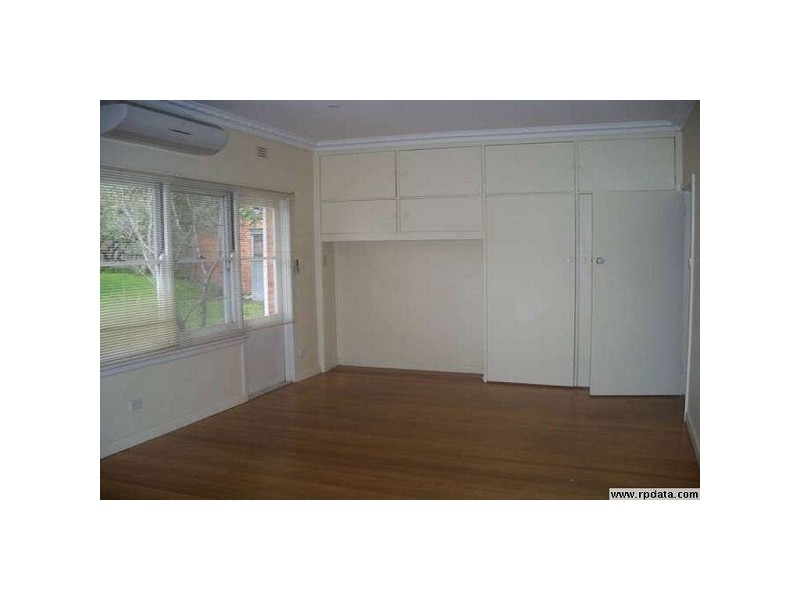 20 Clifford Street, Glen Waverley VIC 3150