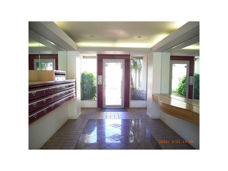 2 / 16 Courtney Street, North Melbourne VIC 3051