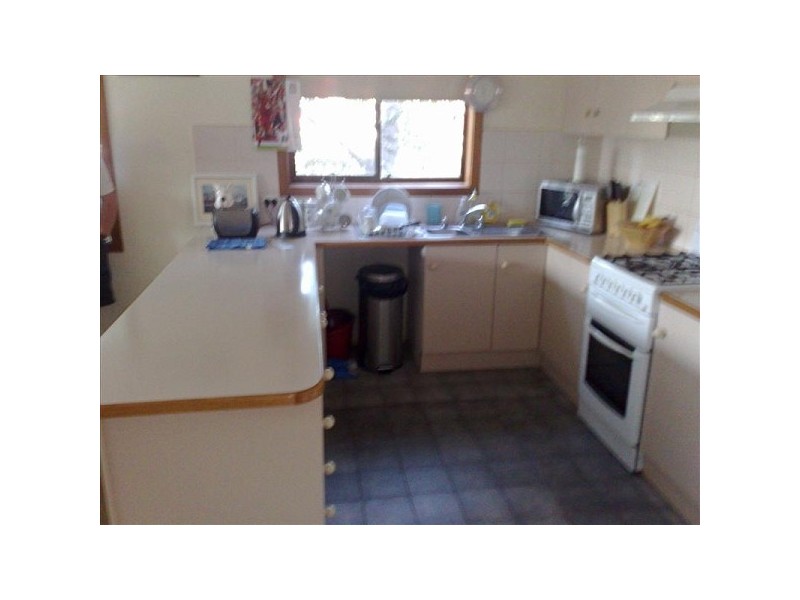 2/134-136 Thames Street, Box Hill VIC 3128