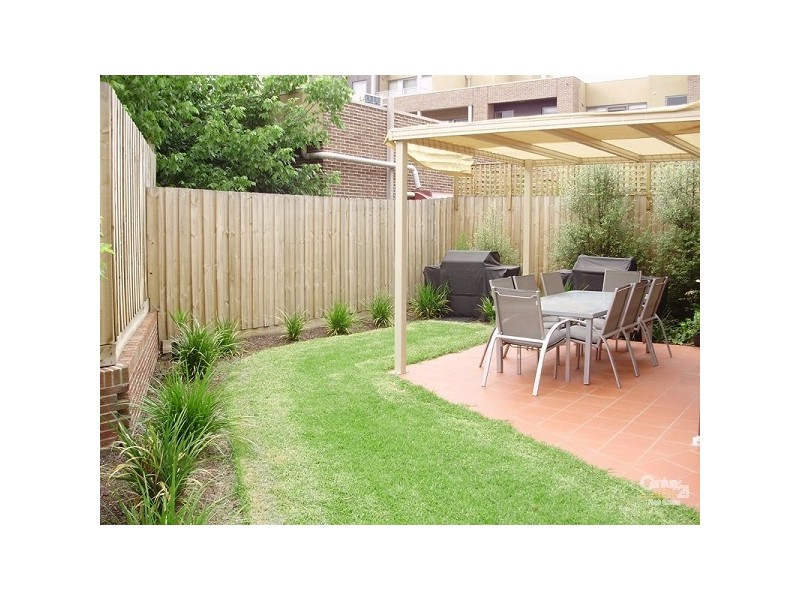 7/2 hotham st, Mont Albert VIC 3127