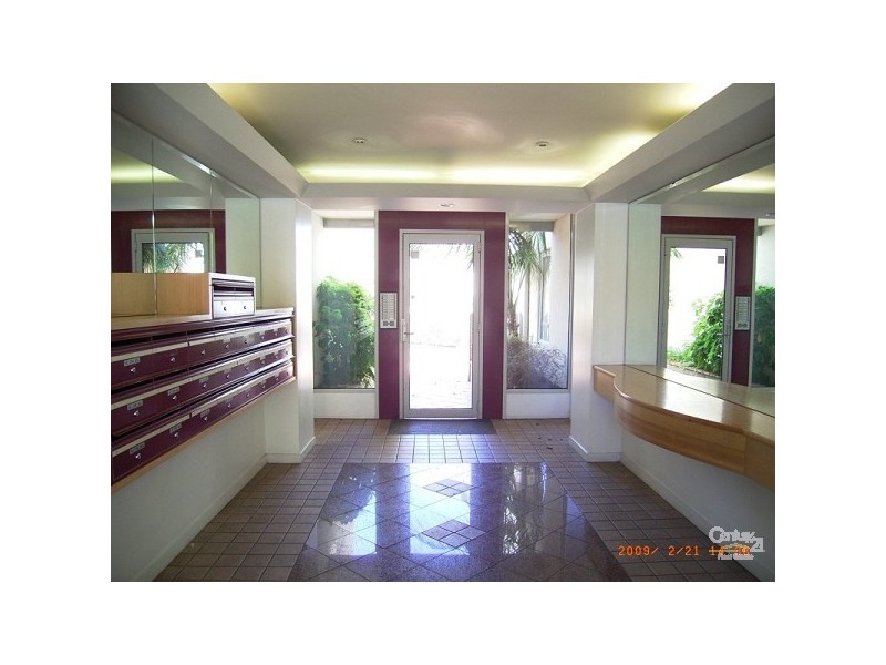 2/16 Courtney Street, North Melbourne VIC 3051