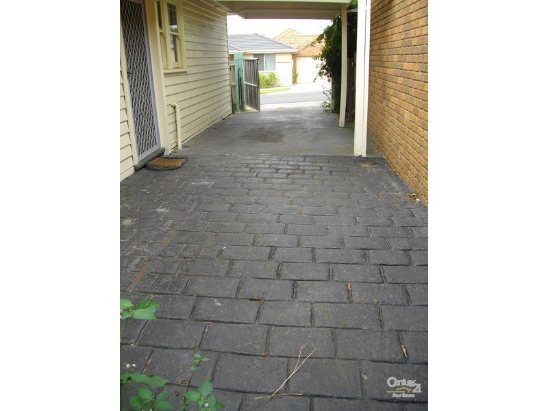 484 Middleborough Road, Blackburn VIC 3130