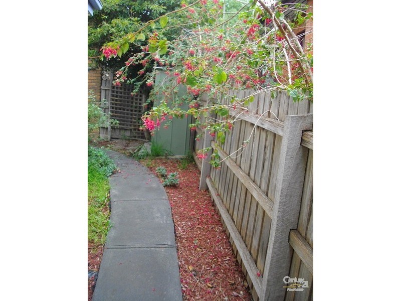 484 Middleborough Road, Blackburn VIC 3130