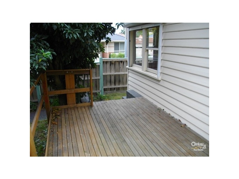 484 Middleborough Road, Blackburn VIC 3130