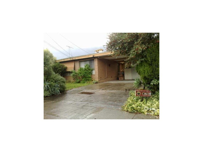 8 Capital Ave, Glen Waverley VIC 3150