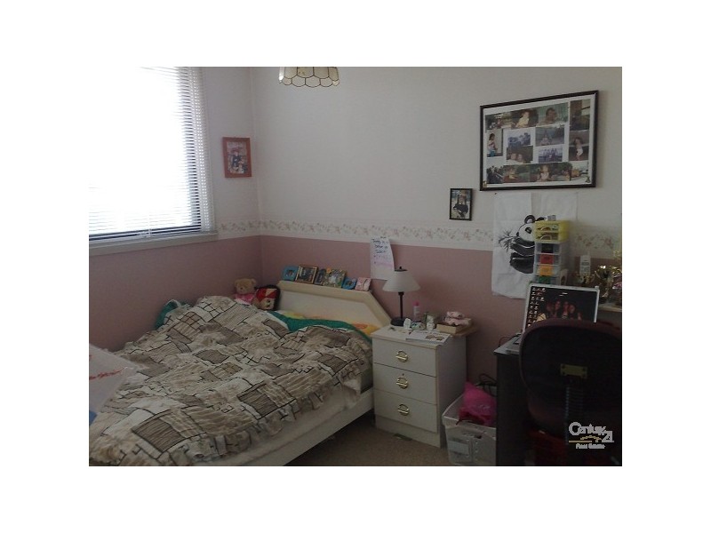 8 Capital Ave, Glen Waverley VIC 3150