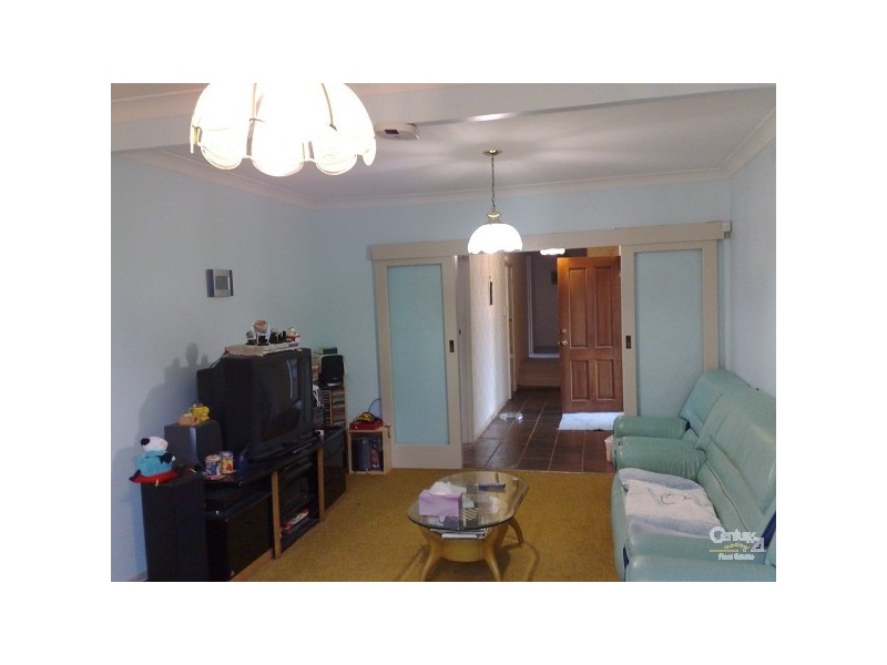 8 Capital Ave, Glen Waverley VIC 3150