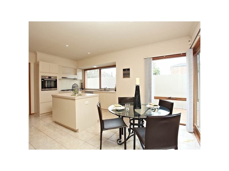 34 YENEDA STREET, Balwyn North VIC 3104