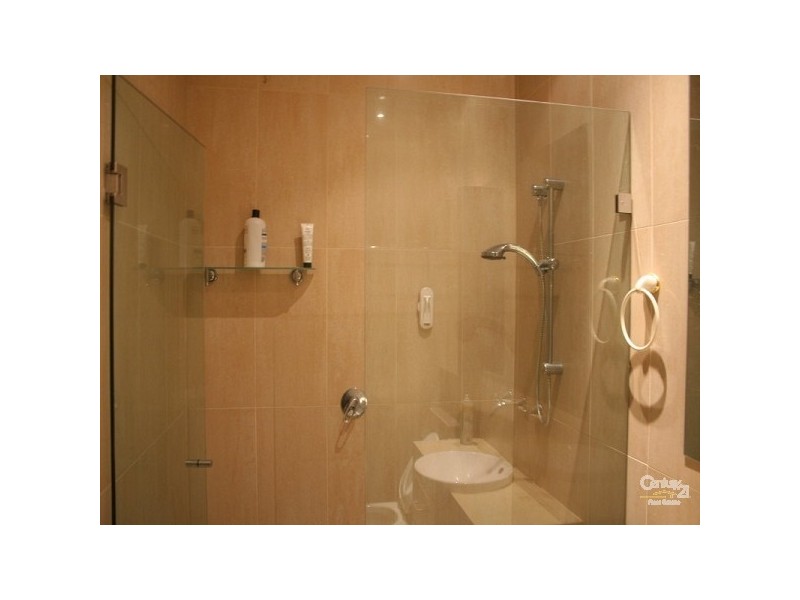 102/111 Queensbridge Street, Southbank VIC 3006