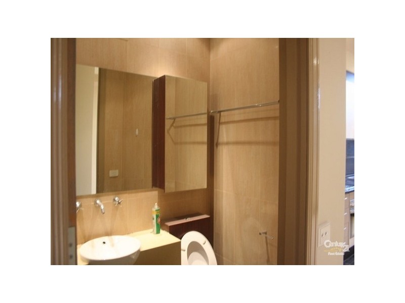 102/111 Queensbridge Street, Southbank VIC 3006