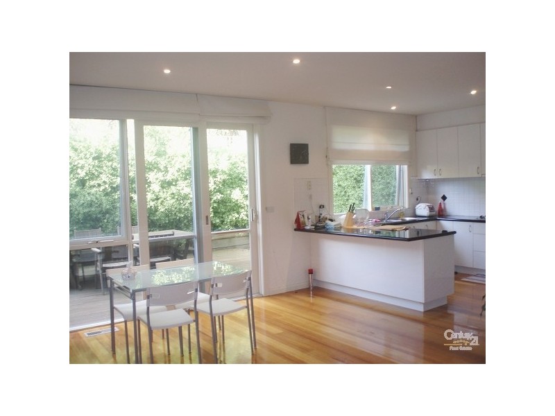 4/20 Brenbeal Street, Balwyn VIC 3103