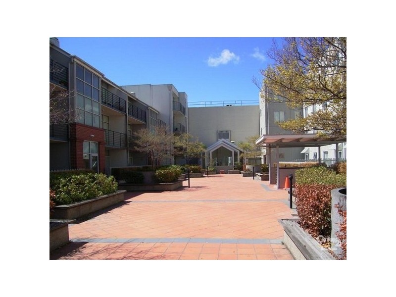 2/16 Courtney Street, Melbourne VIC 3000