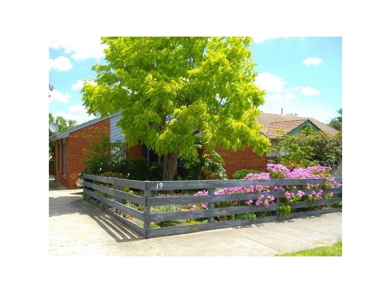 1/19 Churchill Street, Kew VIC 3101