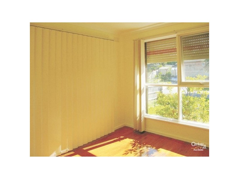 17 Rochdale Drive, Burwood VIC 3125