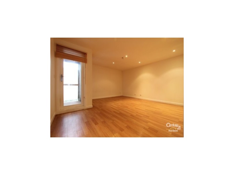 6/174 Cotham road, Kew VIC 3101