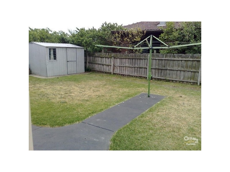 21 Tangemere Avenue, Tullamarine VIC 3043