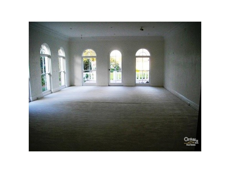 255 New Street, Brighton VIC 3186