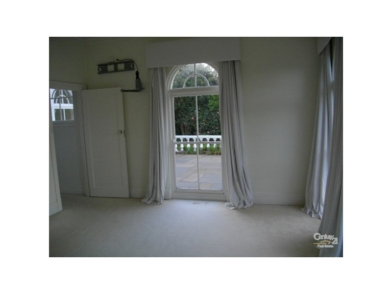 255 New Street, Brighton VIC 3186