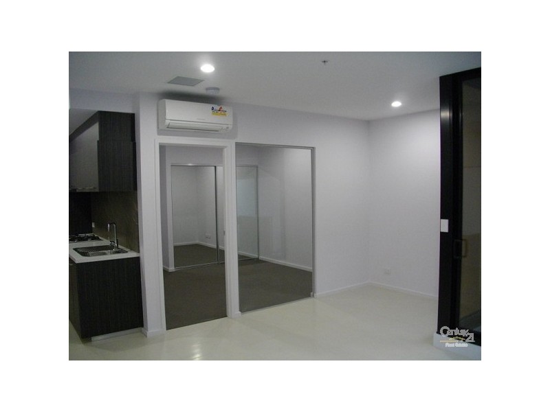 504/179 Boundary Road, North Melbourne VIC 3051