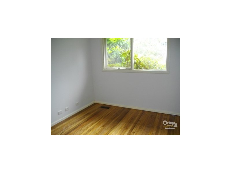 40 Kinnoull Grove, Glen Waverley VIC 3150