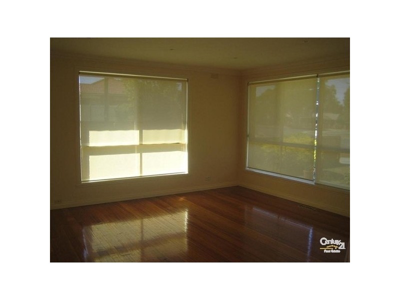 17 Ross Street, Doncaster VIC 3108