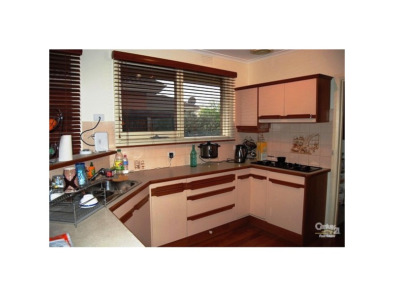 50 Ivanhoe St, Glen Waverley VIC 3150
