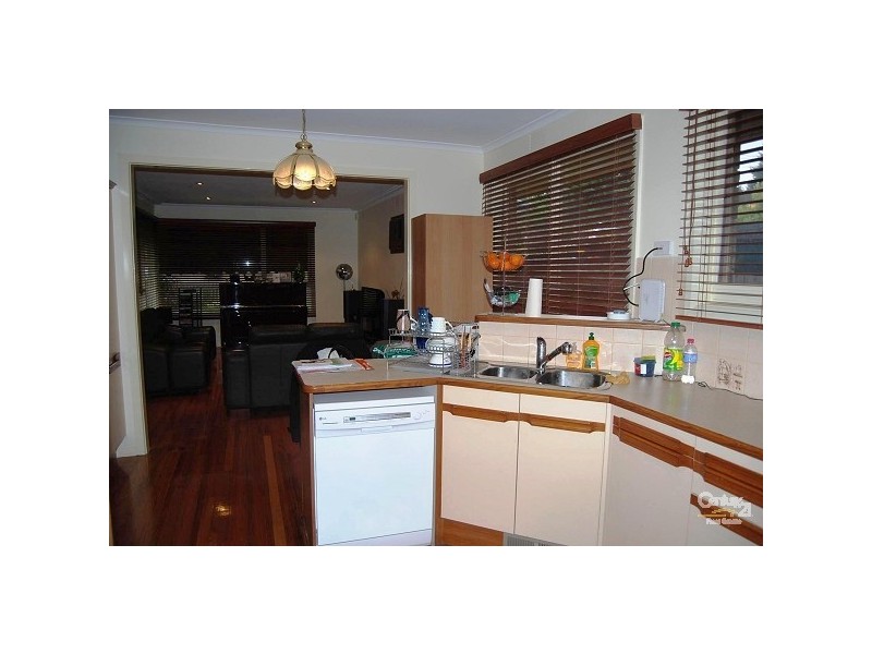 50 Ivanhoe St, Glen Waverley VIC 3150
