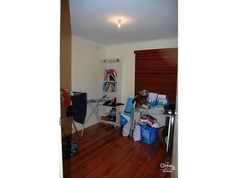 50 Ivanhoe St, Glen Waverley VIC 3150