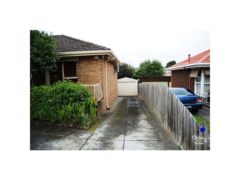 50 Ivanhoe St, Glen Waverley VIC 3150