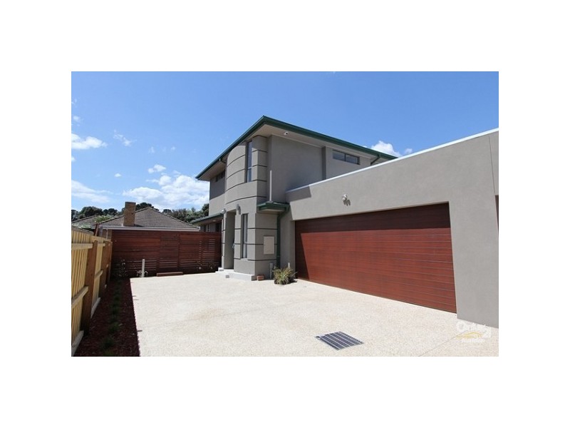 2/ 3 IRVING STREET, Mount Waverley VIC 3149