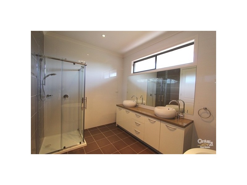 2/ 3 IRVING STREET, Mount Waverley VIC 3149