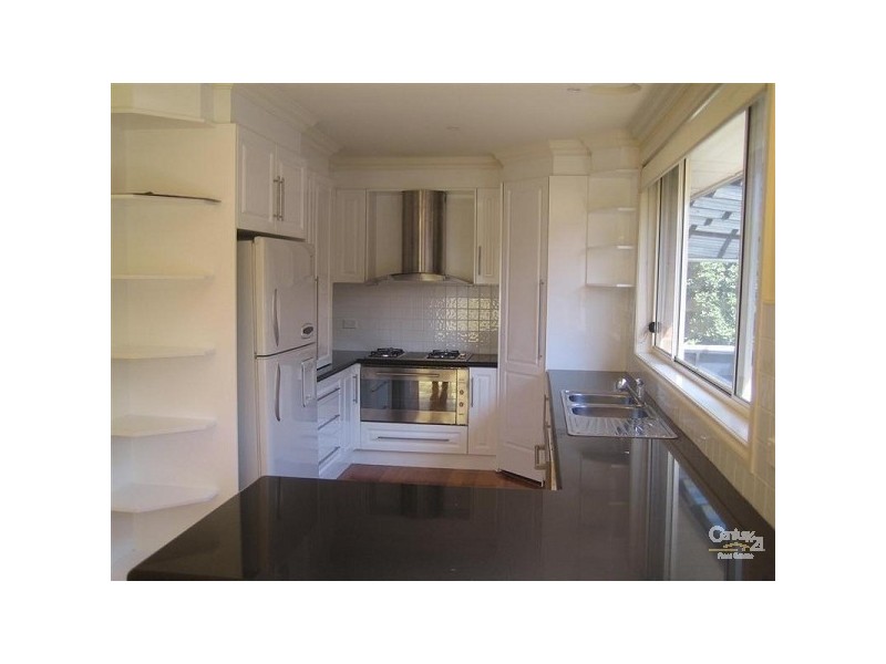 17 Ross Street, Doncaster East VIC 3109