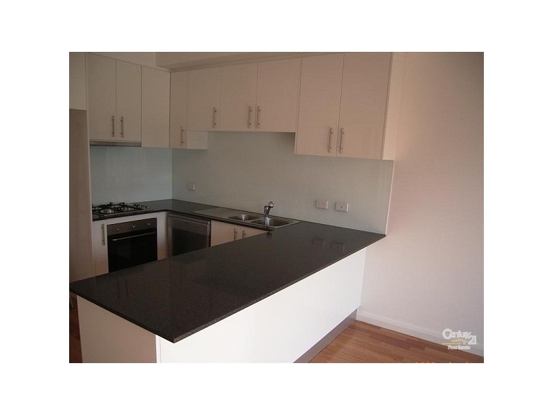 1/1 Nangnak Lane, Mont Albert VIC 3127