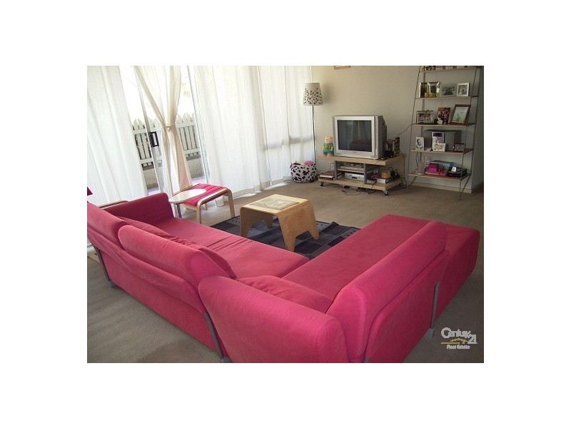 2/16 Courtney Street, North Melbourne VIC 3051