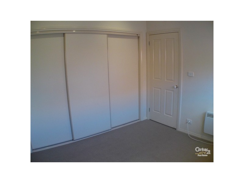 2/1 John St, Box Hill VIC 3128