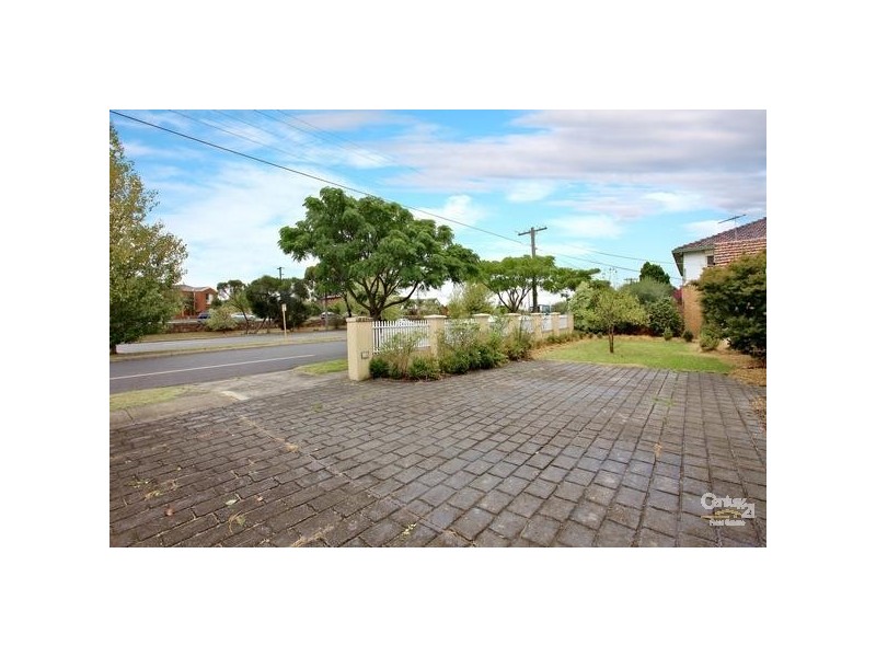 1598 Dandenong Road, Huntingdale VIC 3166