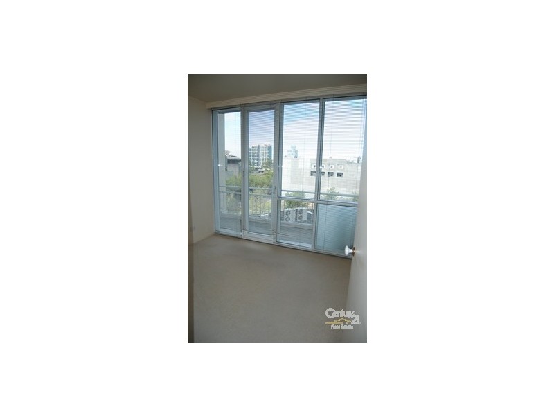 38/28 Southgate Ave, Southbank VIC 3006