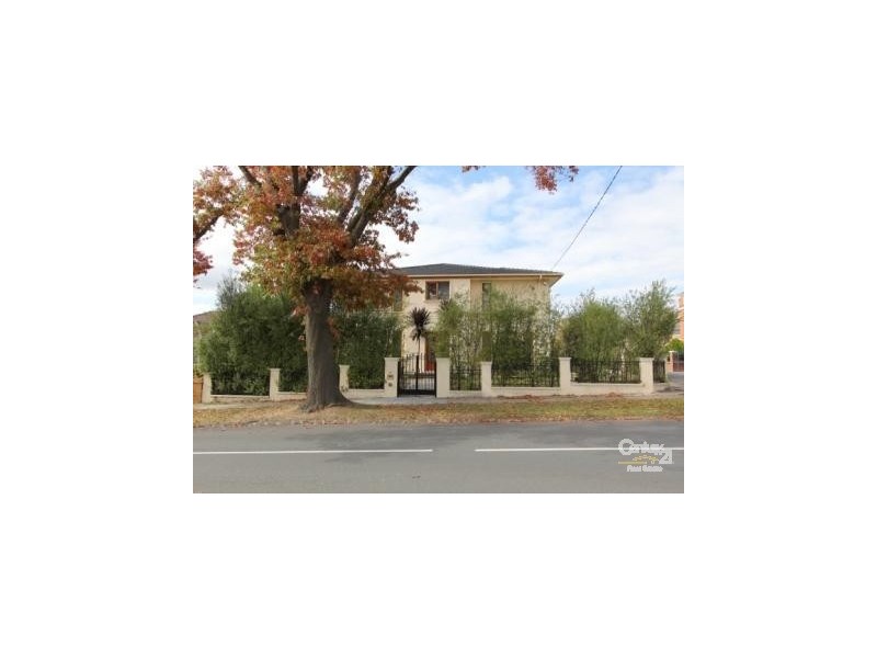 77 Aylmer Street, Balwyn North VIC 3104