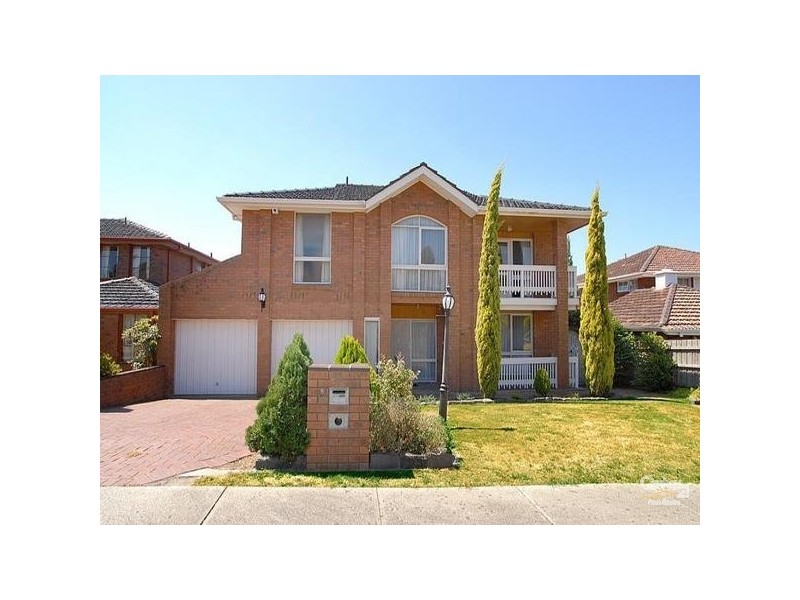 11 Karnak Court, Glen Waverley VIC 3150