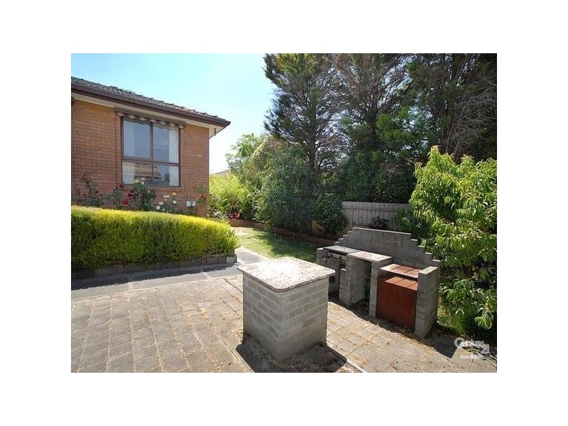 11 Karnak Court, Glen Waverley VIC 3150