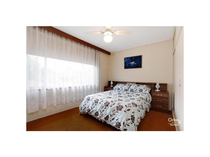 17 Tamala Avenue, Notting Hill VIC 3168