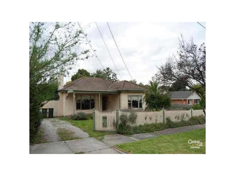 19 Farleigh Ave, Burwood VIC 3125