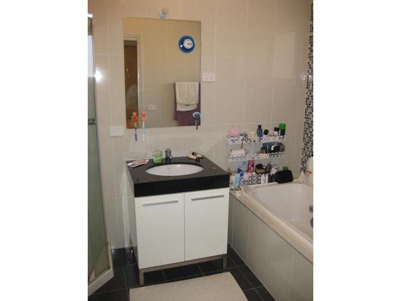 5/66-68 Leicester Ave, Glen Waverley VIC 3150