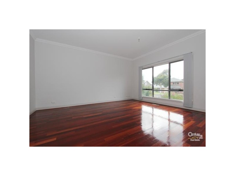 5/66-68 Lesicester Ave, Glen Waverley VIC 3150