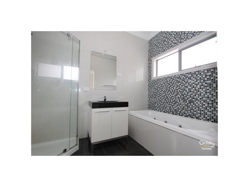 5/66-68 Lesicester Ave, Glen Waverley VIC 3150